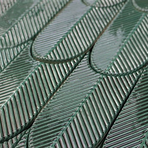 Feather tile